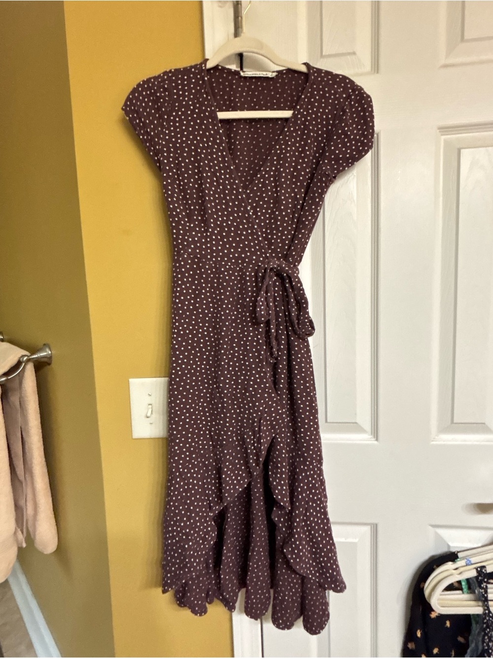 Abercrombie & Fitch Brown Polka Dot Wrap Midi Dress